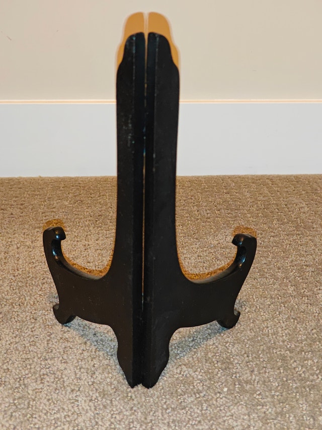 Vintage Black Wooden Folding Plate Stand / Display Easel 9" Tall - photo 3