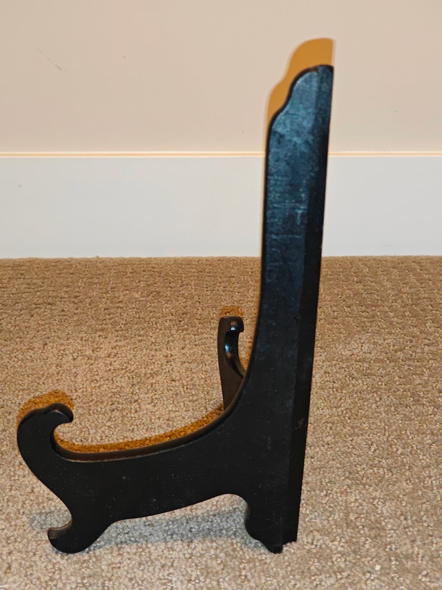 Vintage Black Wooden Folding Plate Stand / Display Easel 9" Tall - photo 4