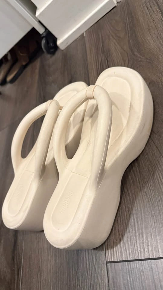 Melissa Free Platform Sandals – Beige | US 10 - photo 5
