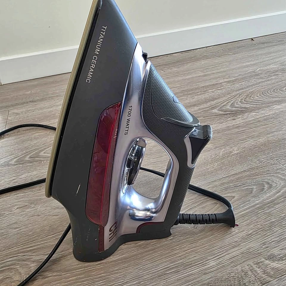 CHI Titanium Ceramic 1700W Steam Iron & Over-the-Door Board
