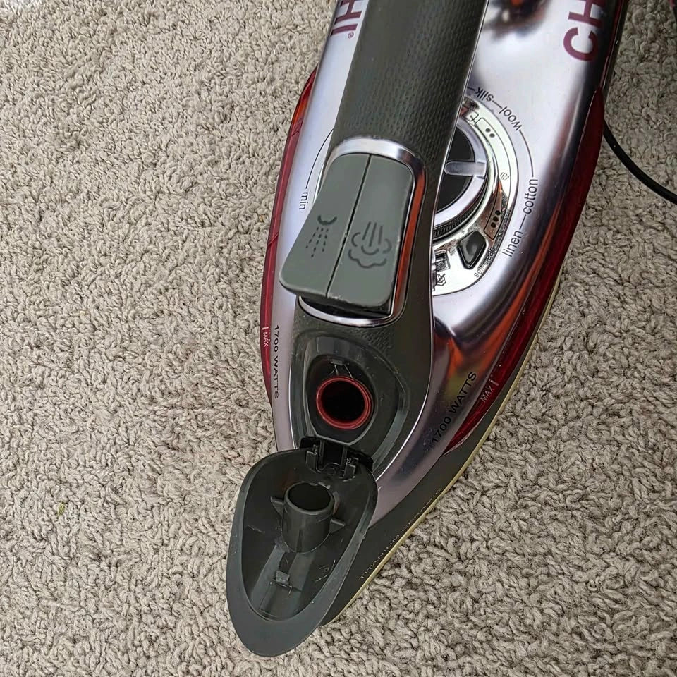 CHI Titanium Ceramic 1700W Steam Iron & Over-the-Door Board - photo 5