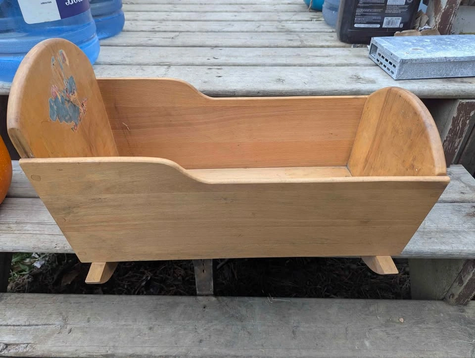 Vintage Wooden Doll Cradle - photo 2