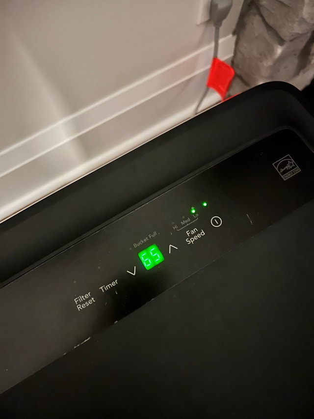 FRIGIDAIRE DEHUMIDIFIER – ENERGY STAR PORTABLE BASEMENT HOME - photo 5