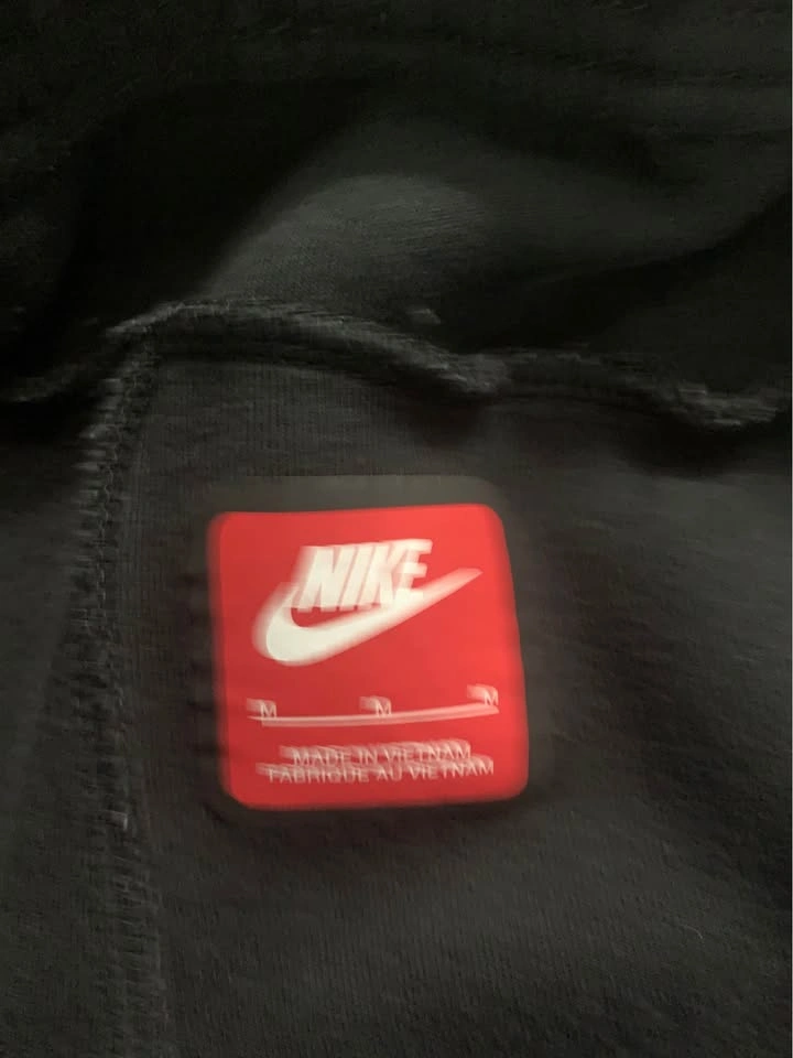 Nike Tech Fleece Joggers men’s medium - photo 3
