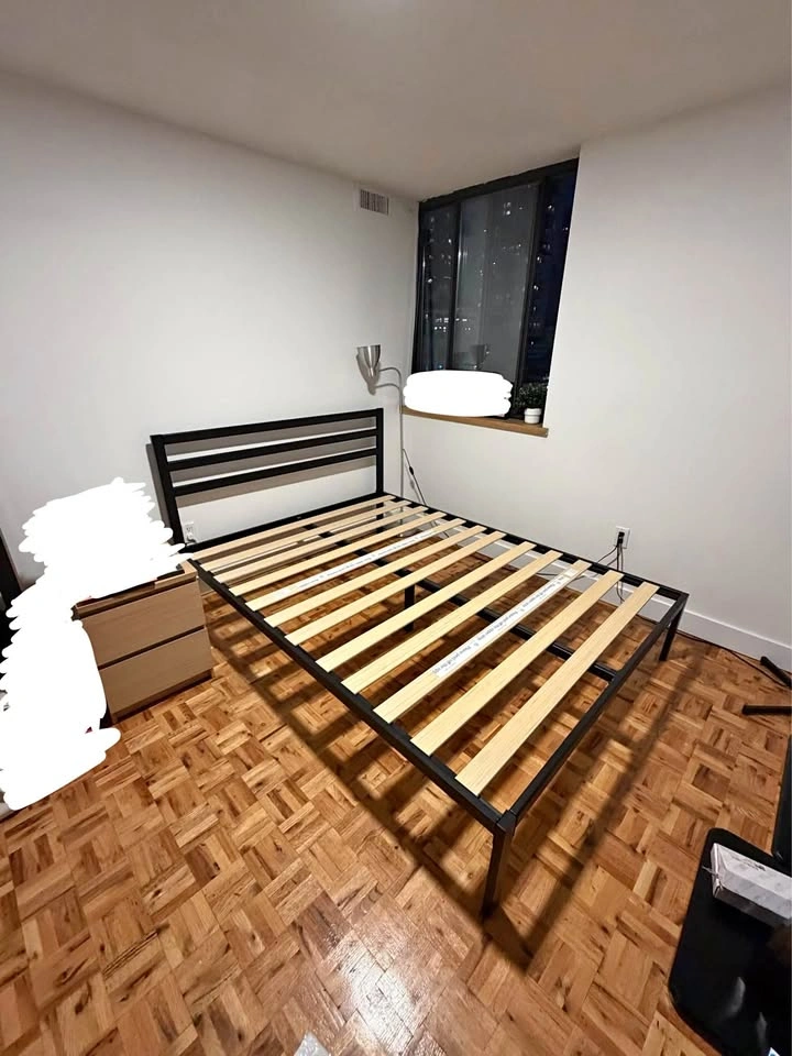 Zinus Queen Bed Frame