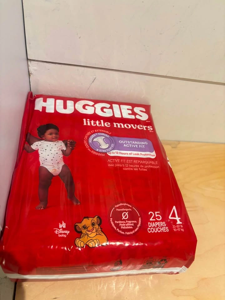 Huggies Diapers - Size 4 - photo 2