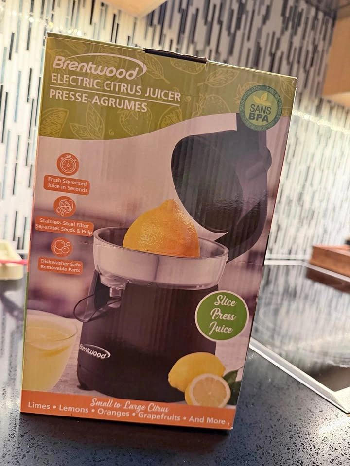 Brentwood Electric Citrus Juicer : Brand New, Unopened
