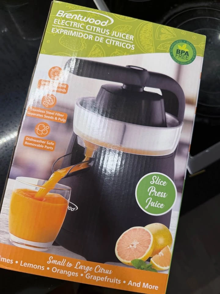 Brentwood Electric Citrus Juicer : Brand New, Unopened - photo 2