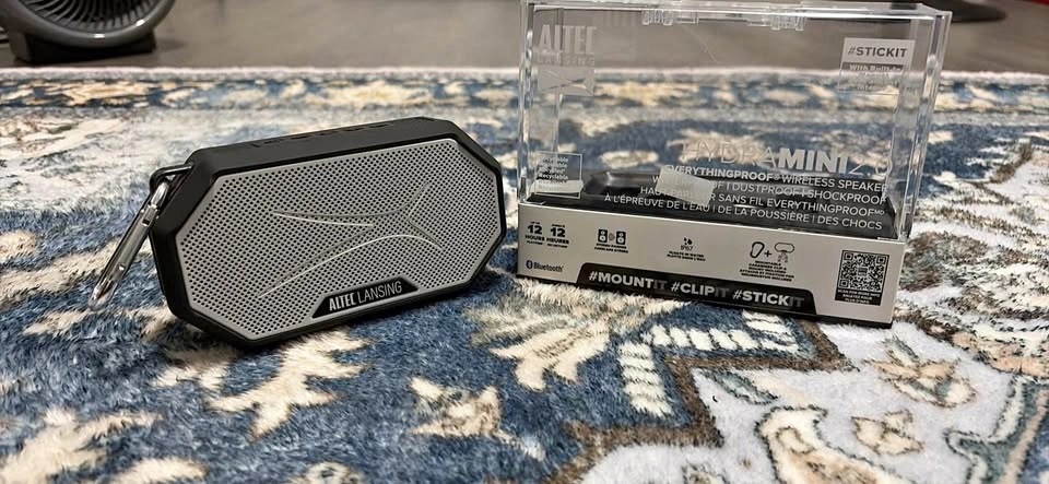 Wireless Speaker with mic