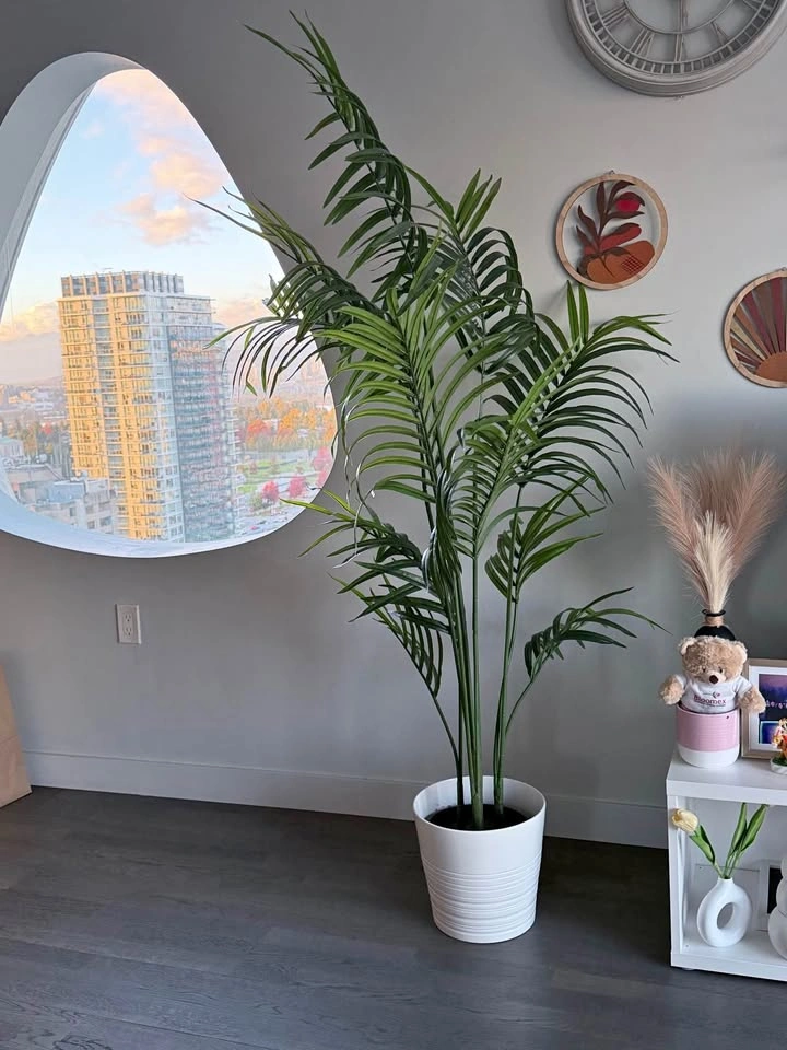 Artificial Kentia Palm Potted Plant – Indoor/Outdoor, 23 cm
