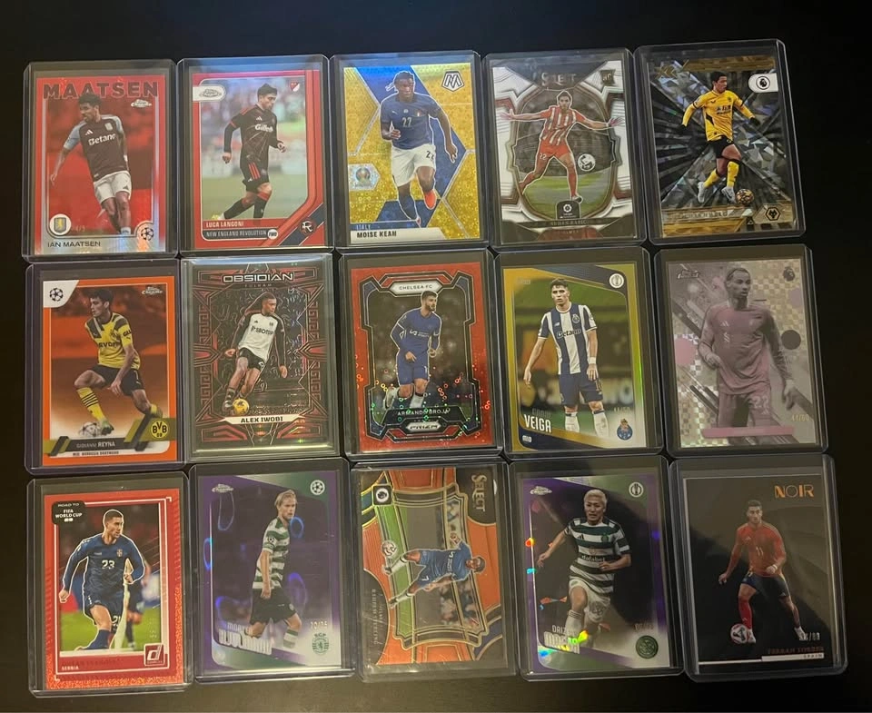 Soccer Trading Cards Lot – Autos, Relics, Numbered & PSA Gradeds - photo 4