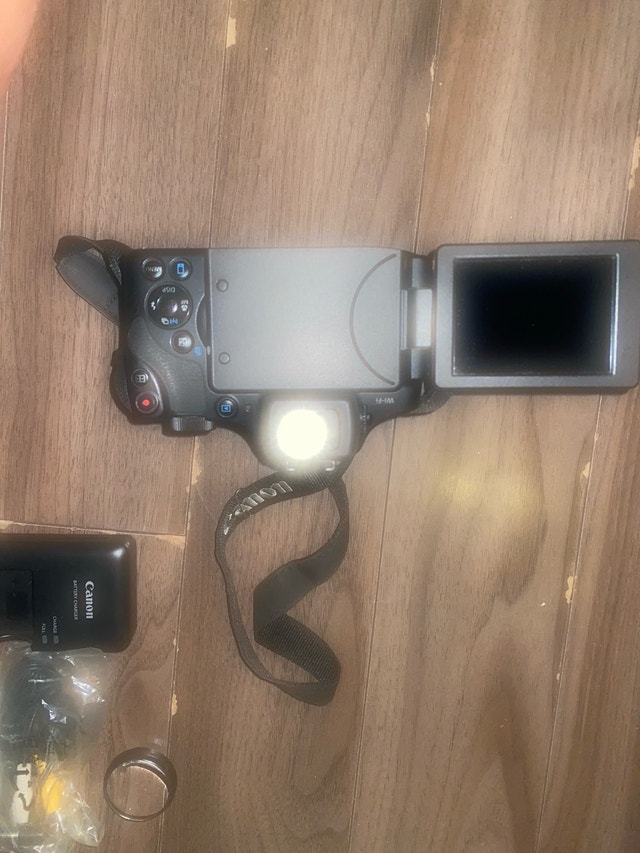 Canon PowerShot SX60 HS - photo 4