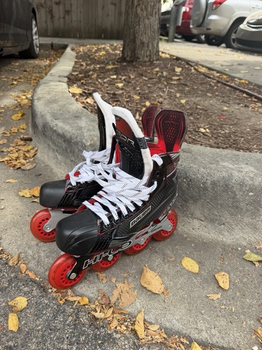 Bauer Vapor Roller Blades - Size 7.5