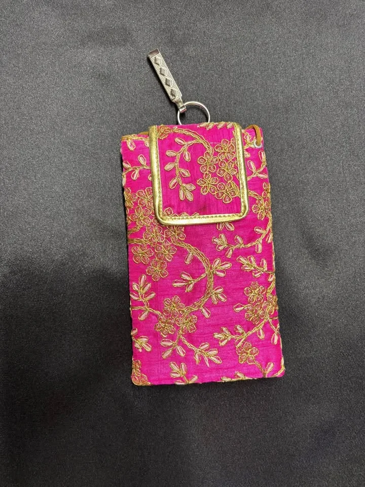 Embroidery Pouches / Bags image indicator(2)