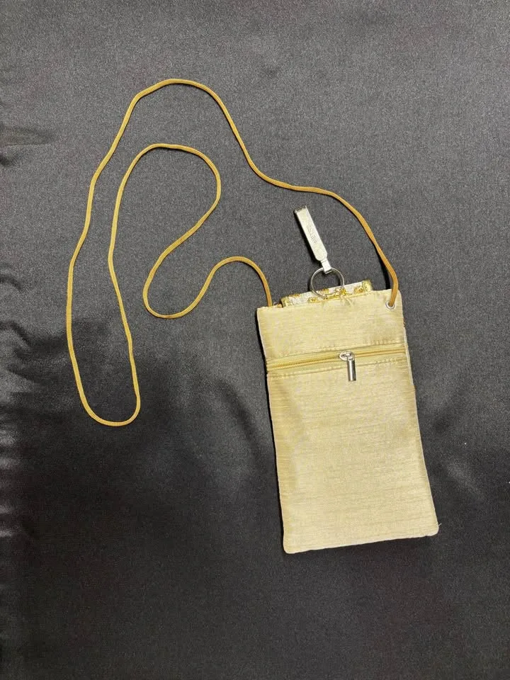 Embroidery Pouches / Bags image indicator(7)