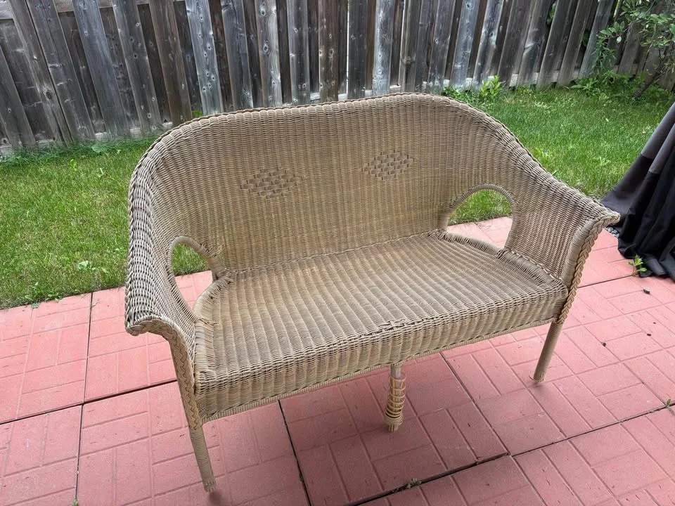 Patio furniture set image indicator(4)