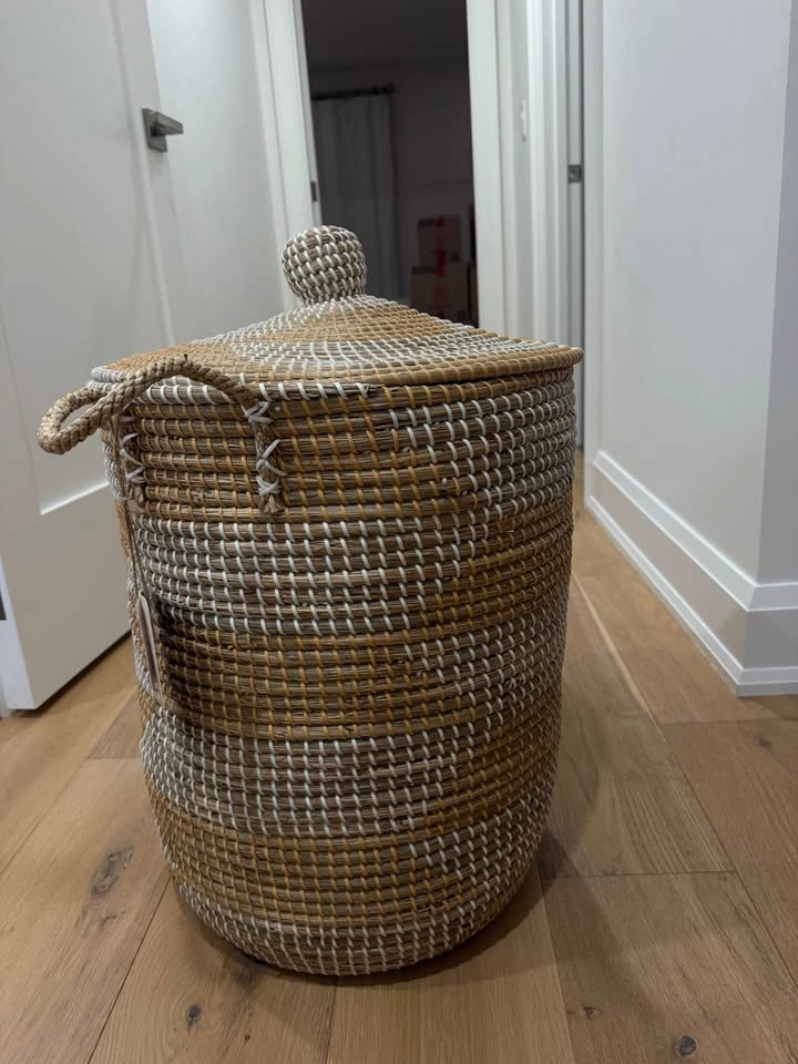 Set of 2 Large Woven Storage Baskets with Lids – HomeSense - photo 5