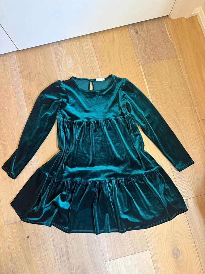 ZARA Girls Emerald Green Velvet Holiday Dress – Age 10