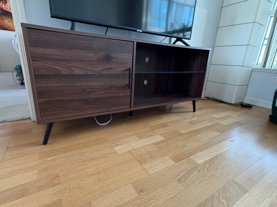 52” TV stand with glass shelf walnut - photo 3