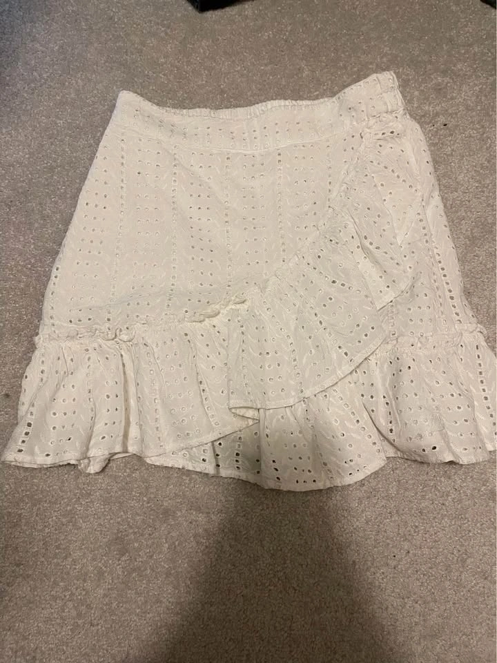 Crop Top and Ruffle Skirt Set - photo 3