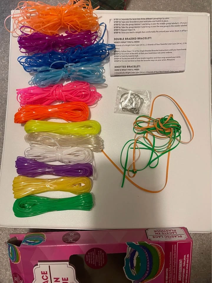 Horizon Neon Plastic Lace Craft Kit - photo 2