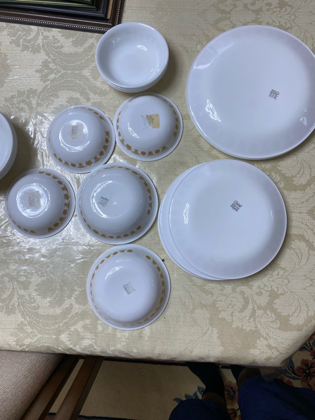 CorningWare Dinnerware Set - photo 2