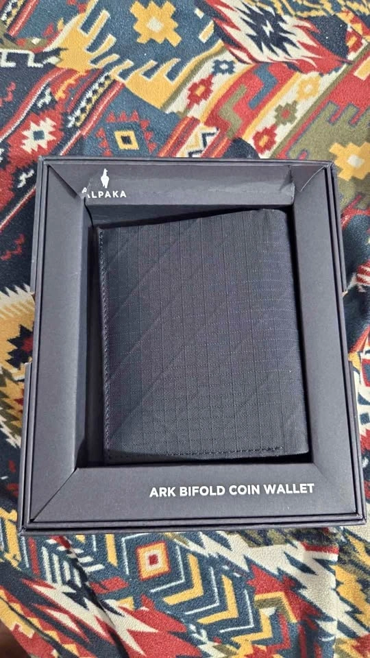 ALPAKA Ark Bifold Coin Wallet Mens Minimalist Wallet