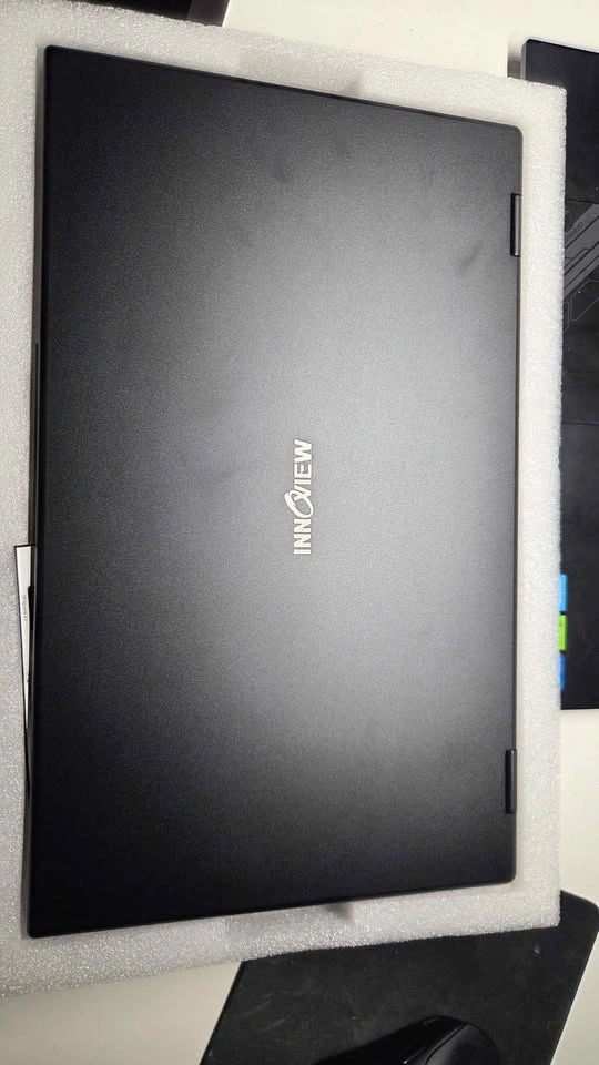 InnoView Portable Dual Monitor 15.6" - photo 3