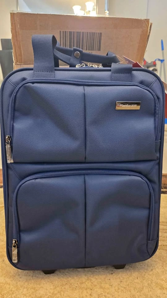 Hanke Personal Item Suitcase