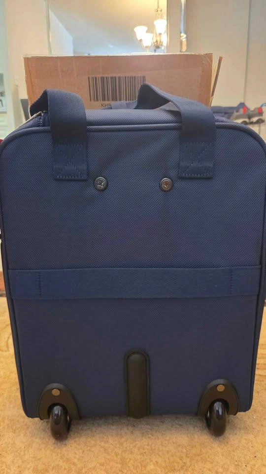 Hanke Personal Item Suitcase - photo 5