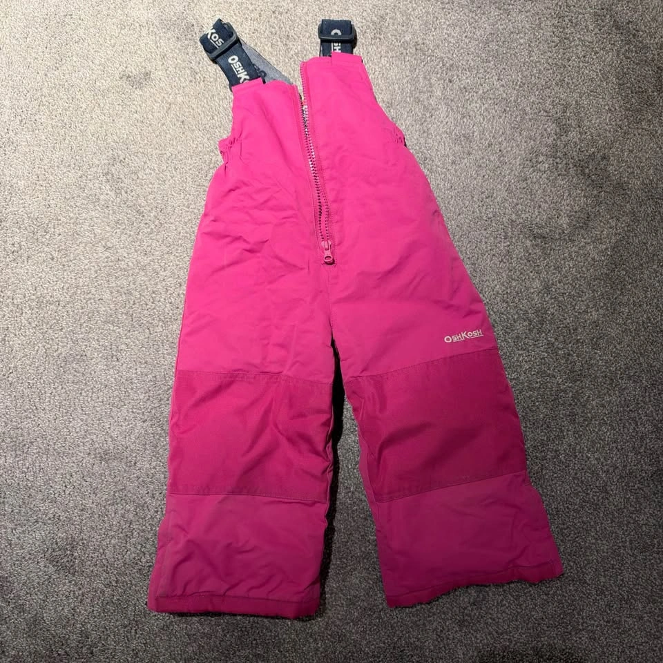 OshKosh B'gosh 2-Piece Snowsuit size 2T - photo 3