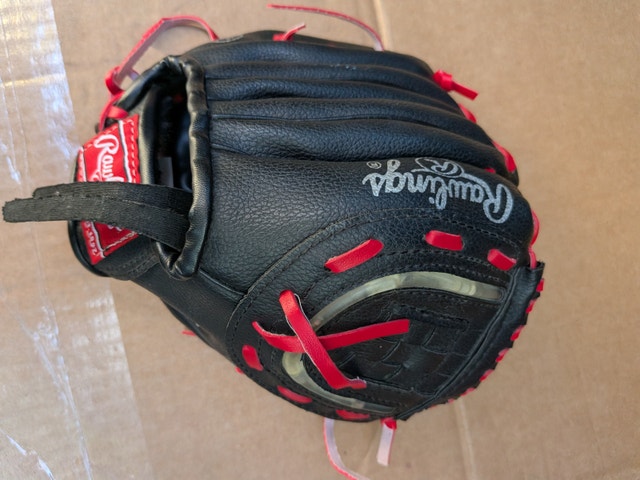 Rawlings Kid's Baseball Glove - photo 2