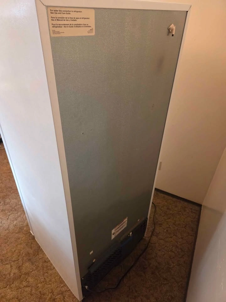 Delivery Available White Kenmore Refrigerator - photo 3