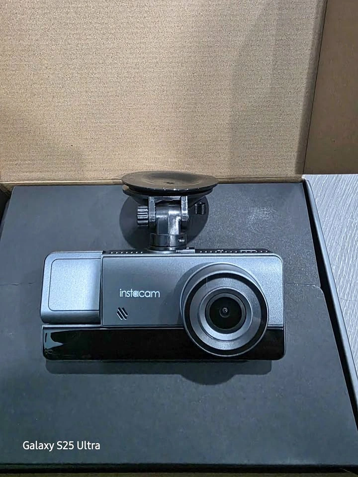 Insta dash cam