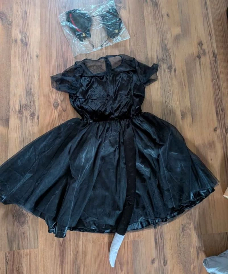 New Girls Black Cat Costume with matching cat ears hairband - photo 2