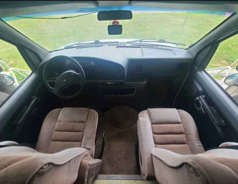 1994 Ford E350 Winnebago Minnie Winnie 27' - 57k Miles - photo 3