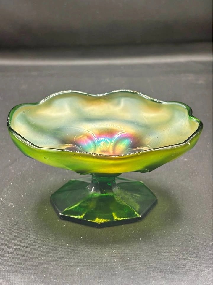 Antique Fenton Water Lily Iridescent Green Carnival Glass