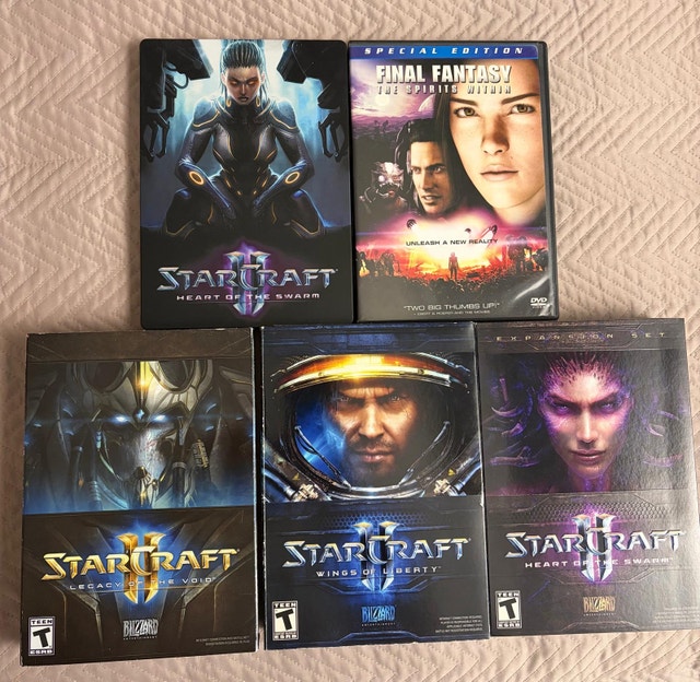 StarCraft II PC Video game bundle