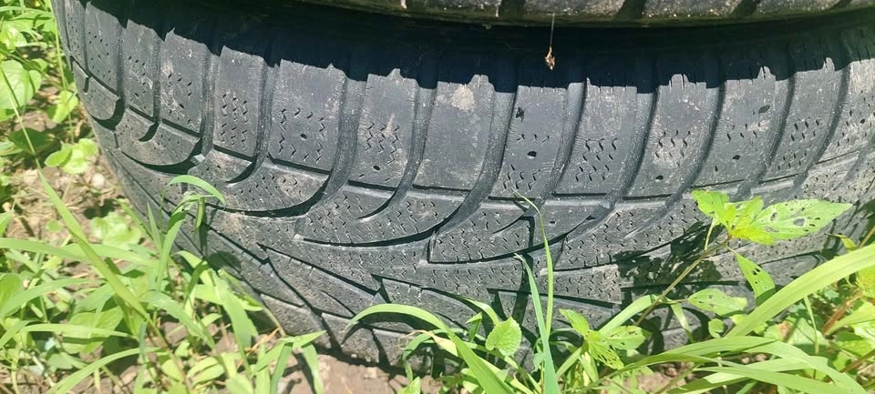 5x120 wheels and old winters - photo 5