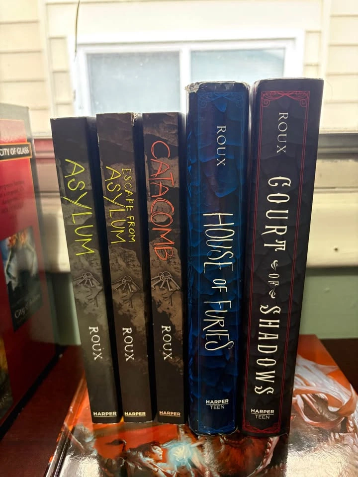 Well loved books - photo 2