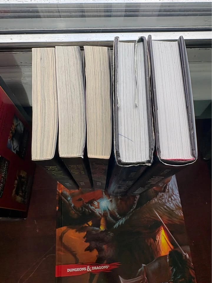 Well loved books - photo 3