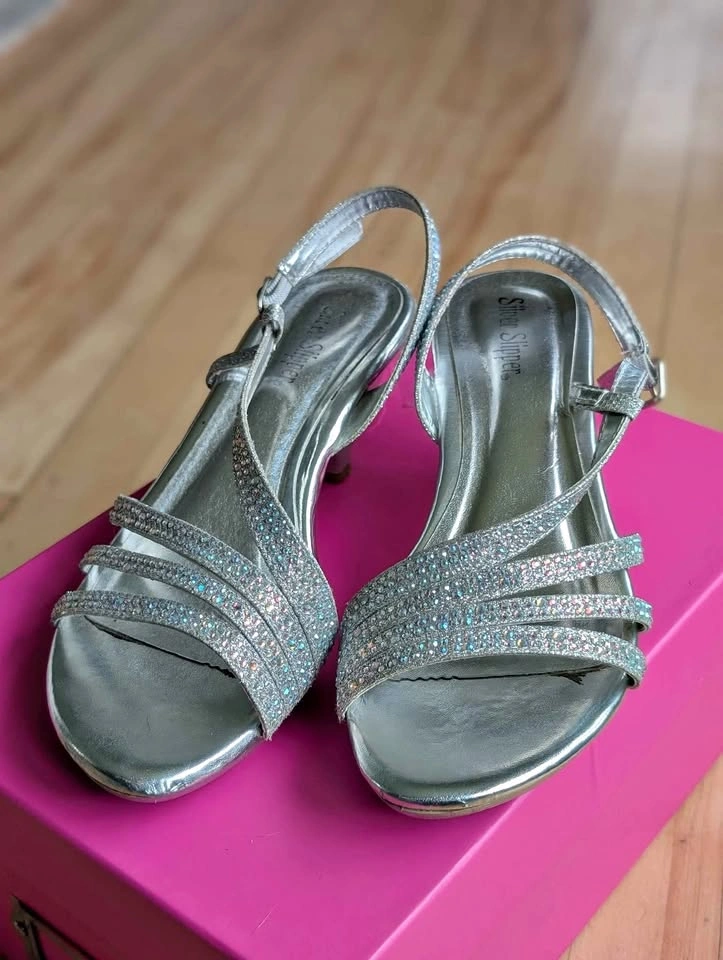 Girls Dress Shoes Size 4