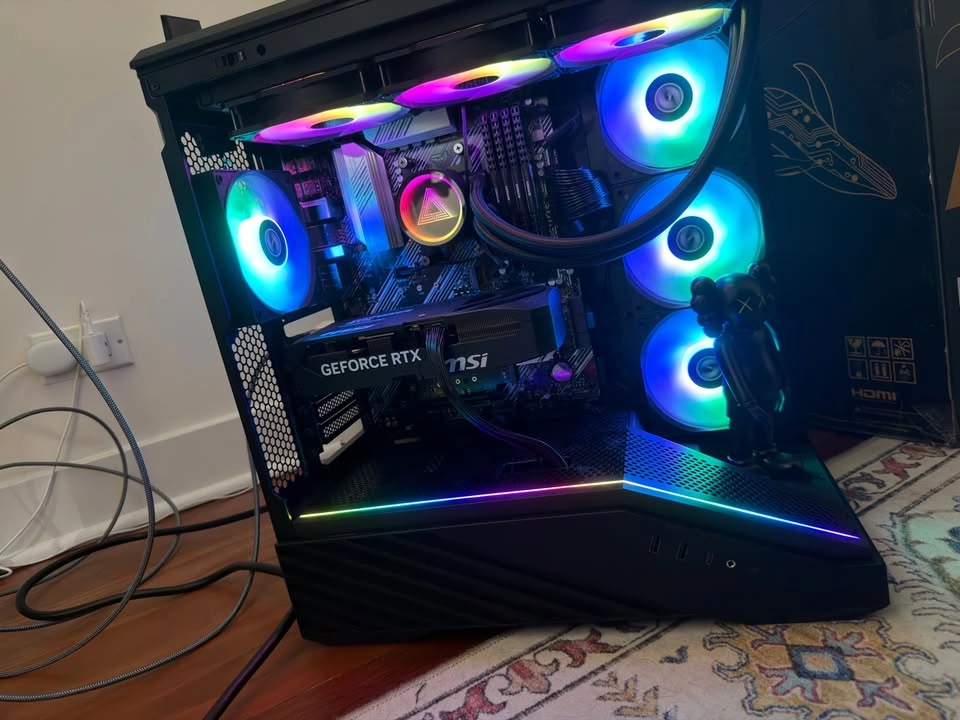 Gaming PC - Ryzen 7 5800XT, RTX 5070 12GB, 64GB RAM - photo 3