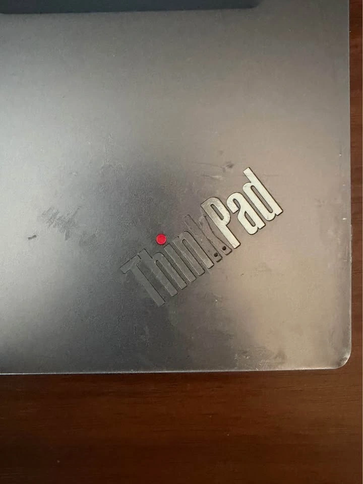 Lenovo Thinkpad T14s Gen 2 - photo 3