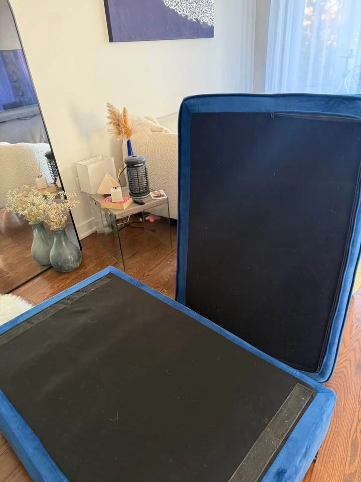 Moving Sale! Blue Velvet Sofa + 2 Ottomans + FREE IKEA Chair - photo 5