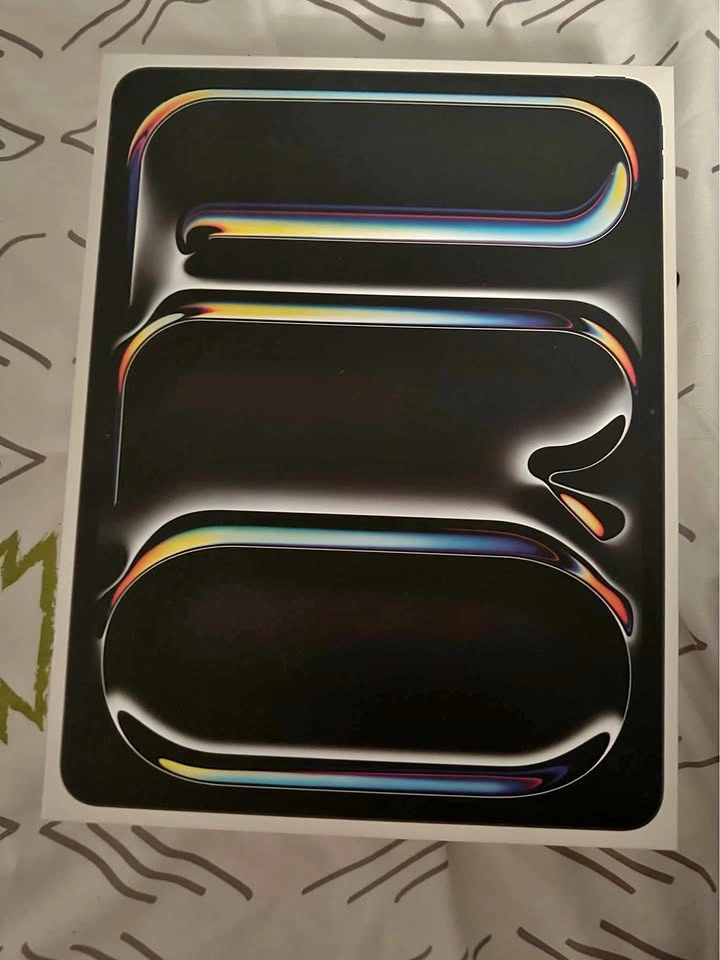 Brand new Apple iPad Pro 13-inch (M5): 512GB Storage