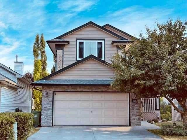 3 Beds 2.5 Baths - House