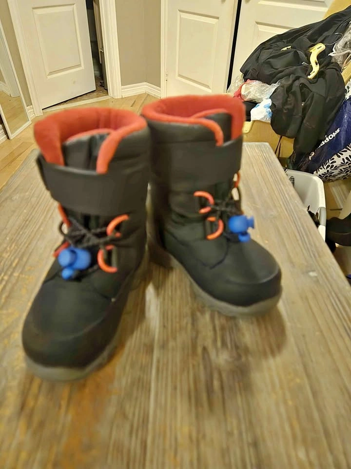 Royal Canadian Toddler Boots