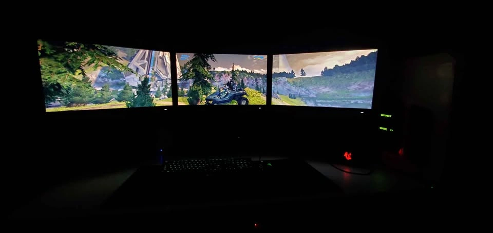 Triple 1080p 75hz 1ms 24inch BenQ Monitors with Mount - photo 3