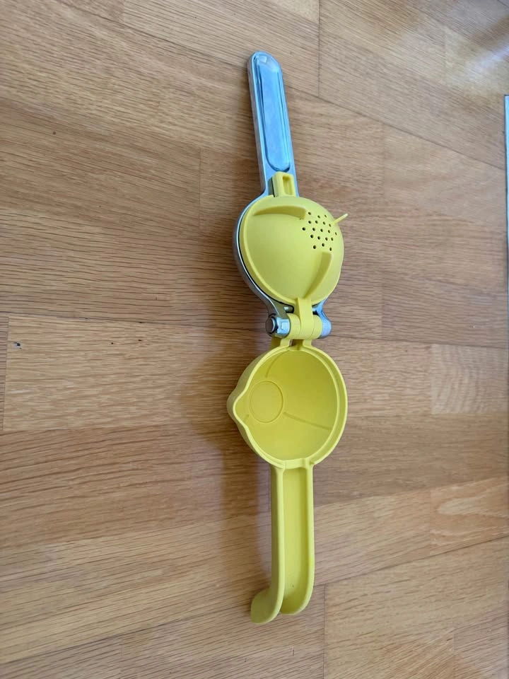 KitchenAid Citrus Press / Lemon & Lime Squeezer - photo 3
